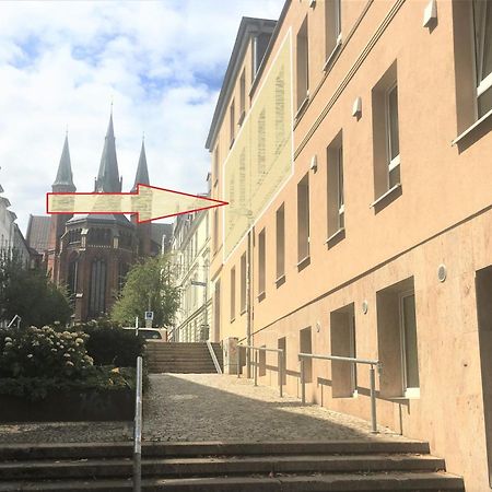 Schwerin Apartment Am Pfaffenteich Екстер'єр фото